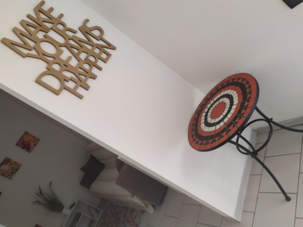 La Quiete Hotel Senna Comasco Eksteriør billede